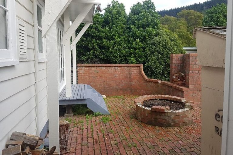 Photo of property in 12 Olivia Crescent, Tawa, Wellington, 5028