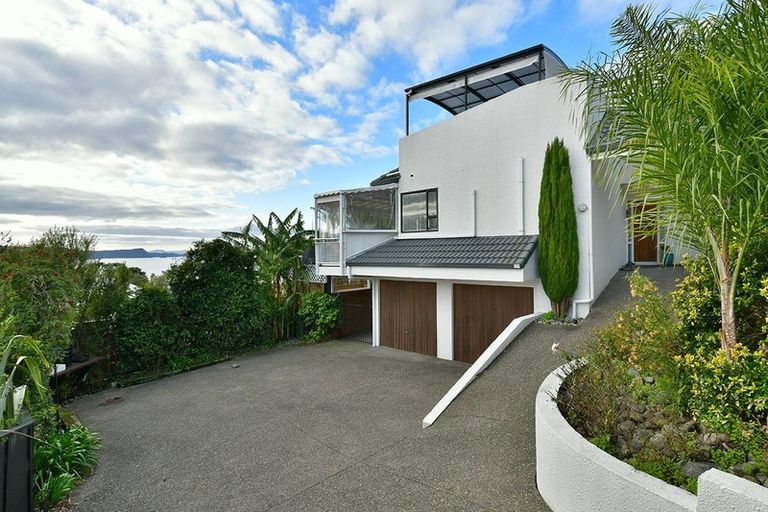 Photo of property in 68a Vipond Road, Stanmore Bay, Whangaparaoa, 0932