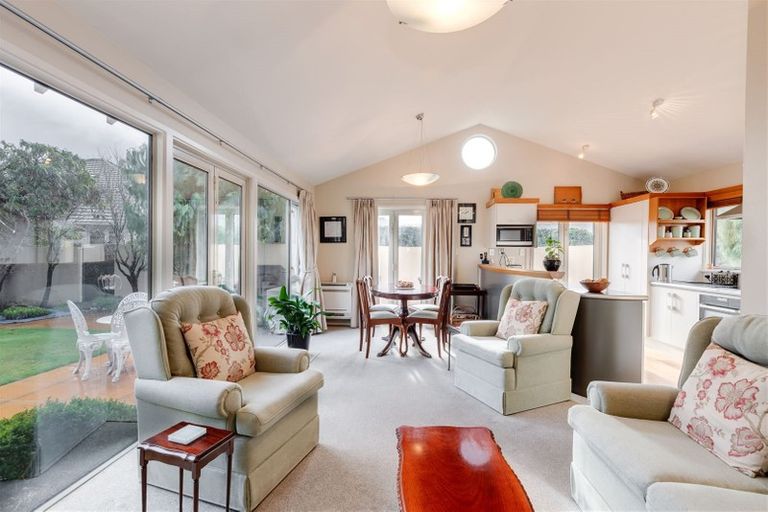 Photo of property in 46 Wai-iti Terrace, Burnside, Christchurch, 8052