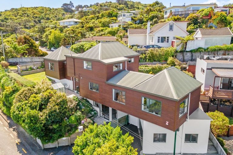 Photo of property in 36a Maungaraki Road, Korokoro, Lower Hutt, 5012