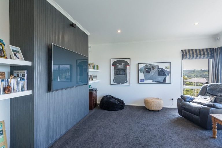 Photo of property in 23 Katania Heights, Brightwater, 7022