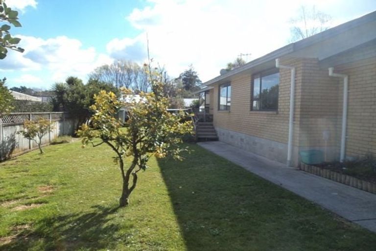 Photo of property in 98 Dixon Road, Glenview, Hamilton, 3206