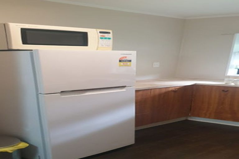 Photo of property in 9 Curacao Place, Grenada Village, Wellington, 6037