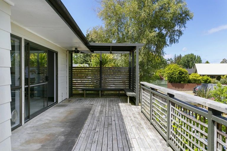 Photo of property in 20 Glengarry Place, Hilltop, Taupo, 3330