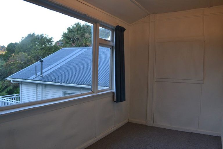 Photo of property in 37 Raroa Road, Kelburn, Wellington, 6012