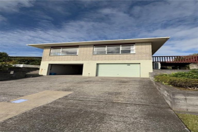 Photo of property in 23 Glamis Avenue, Bell Block, New Plymouth, 4312