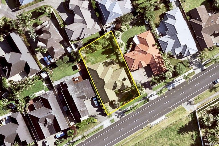 Photo of property in 264 Hill Road, The Gardens, Auckland, 2105