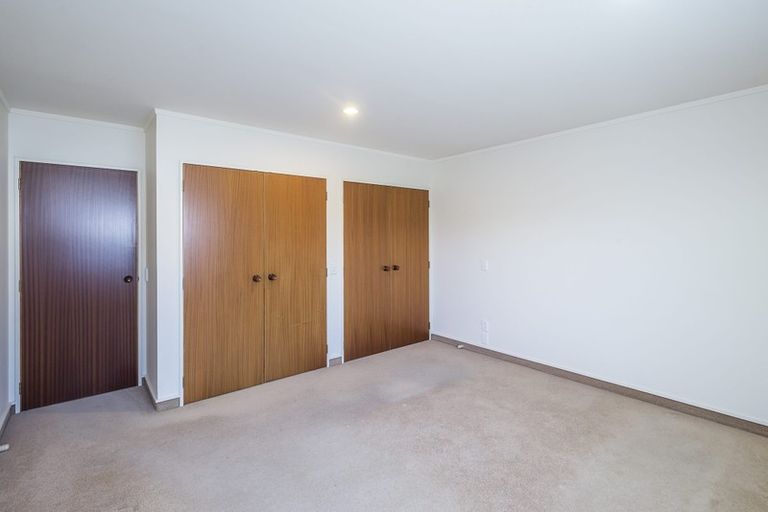 Photo of property in 18 Tararua Street, Paraparaumu, 5032