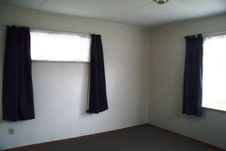 Photo of property in 10 Bythell Street, Wainuiomata, Lower Hutt, 5014