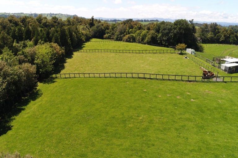 Photo of property in 30 Goodall Road, Snells Beach, 0920