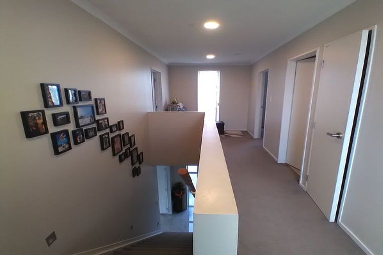 Photo of property in 14 Warbler Crescent, Papakura, 2110