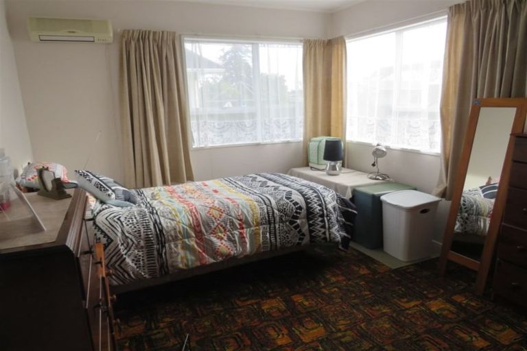 Photo of property in 37 Power Street, Levin, 5510