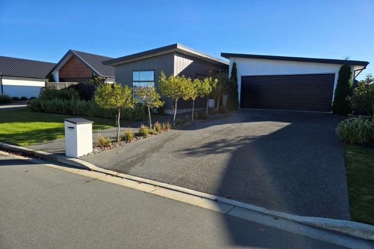Photo of property in 3 Lewis Close, Rangiora, 7400