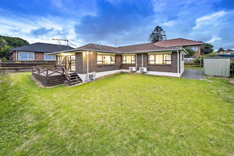 Photo of property in 2/136 Rangitoto Road, Papatoetoe, Auckland, 2025