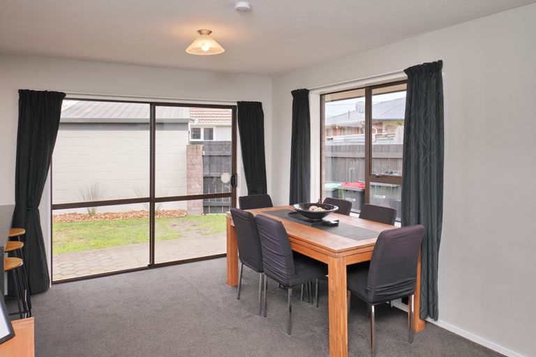 Photo of property in 27a Trafford Street, Harewood, Christchurch, 8051