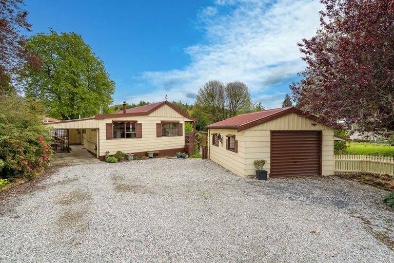 Photo of property in 17 Lismore Street, Lawrence, 9532