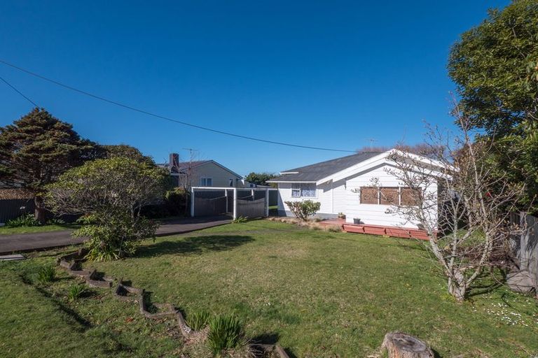 Photo of property in 79 Puriri Street, Hawera, 4610