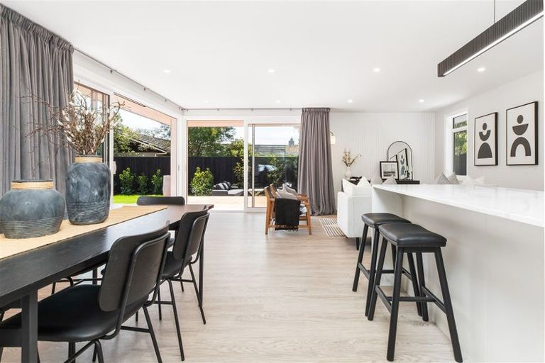 Photo of property in 112 Hamilton Avenue, Ilam, Christchurch, 8041