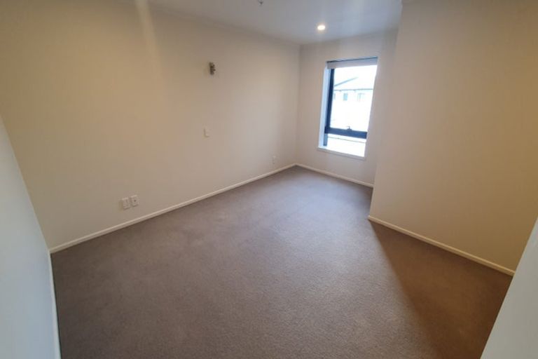 Photo of property in Luna Apartments, 1n/16 Burton Street, Grafton, Auckland, 1010
