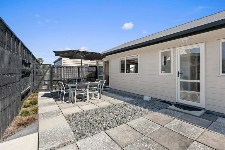 Photo of property in 4a Belray Place, Papamoa Beach, Papamoa, 3118