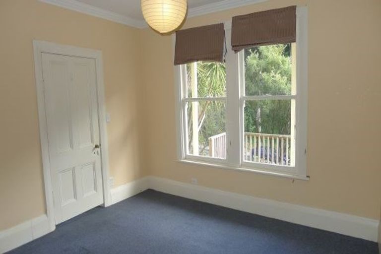 Photo of property in 123a Glenmore Street, Kelburn, Wellington, 6012