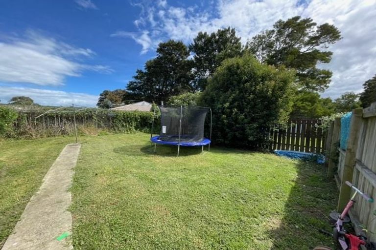 Photo of property in 16 Antalya Place, Manurewa, Auckland, 2102