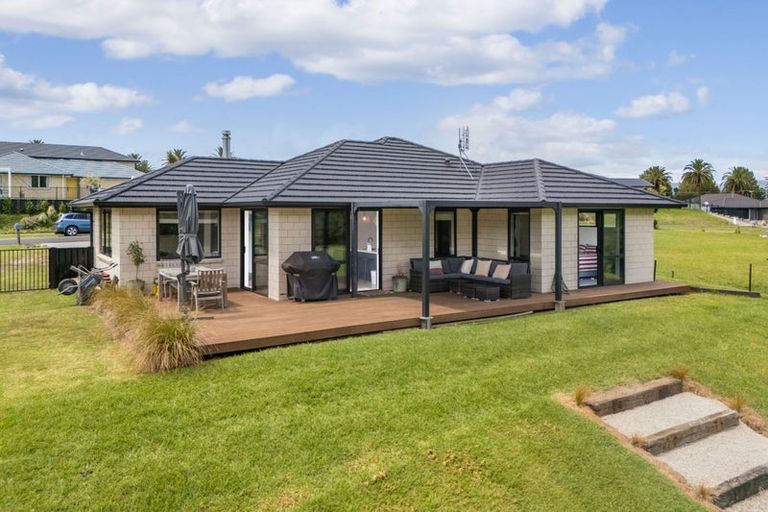 Photo of property in 1 Karamu Place, Waihi, 3682