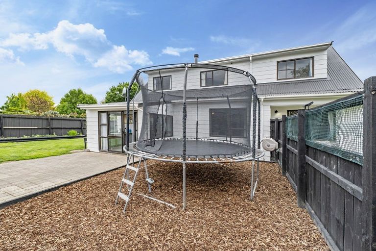 Photo of property in 12 Torlesse Crescent, Darfield, 7510