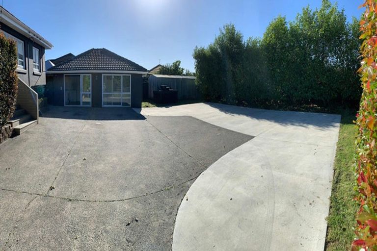 Photo of property in 549 Great South Road, Rosehill, Papakura, 2113