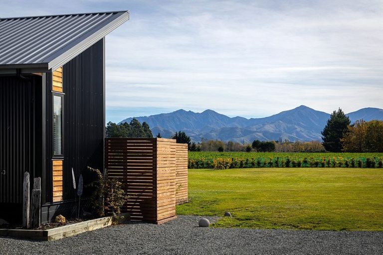 Photo of property in 48 School Road, Pleasant Valley, Geraldine, 7991