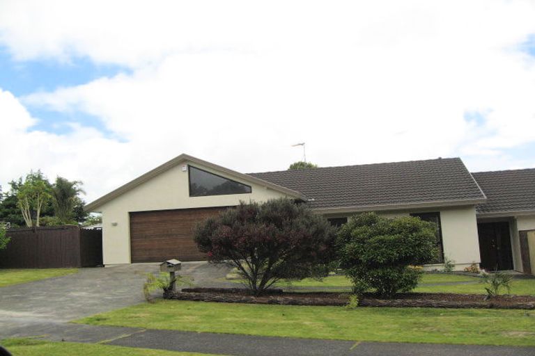 Photo of property in 1 Syntax Place, Conifer Grove, Takanini, 2112