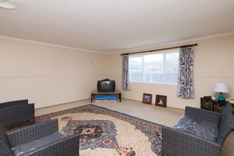 Photo of property in 79 Puriri Street, Hawera, 4610