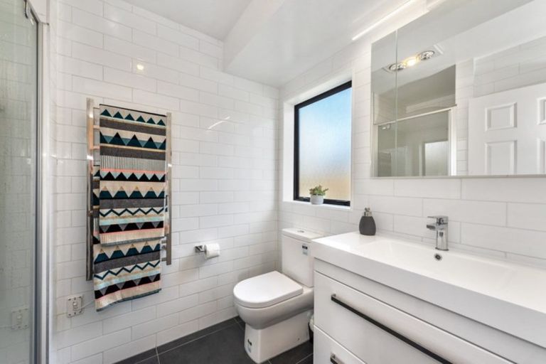 Photo of property in 77 Discovery Drive, Flagstaff, Hamilton, 3210