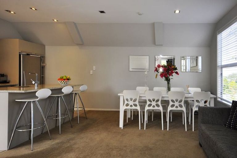 Photo of property in 96d Anzac Street, Takapuna, Auckland, 0622