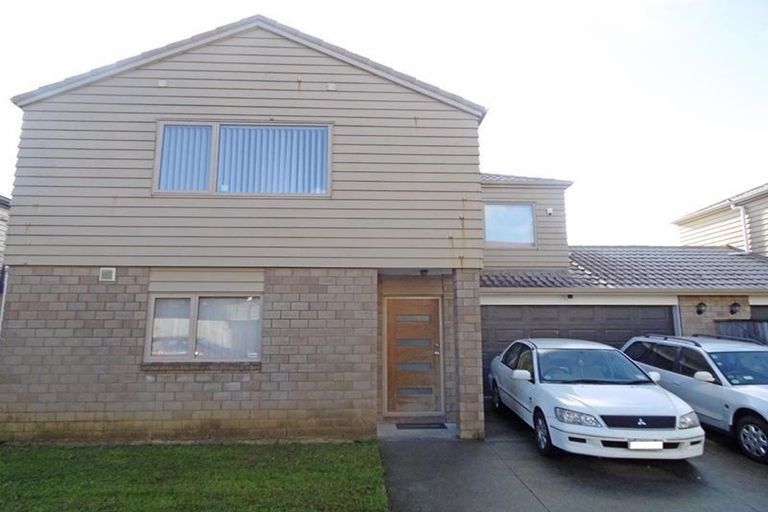 Photo of property in 2 Tavua Lane, Ranui, Auckland, 0612