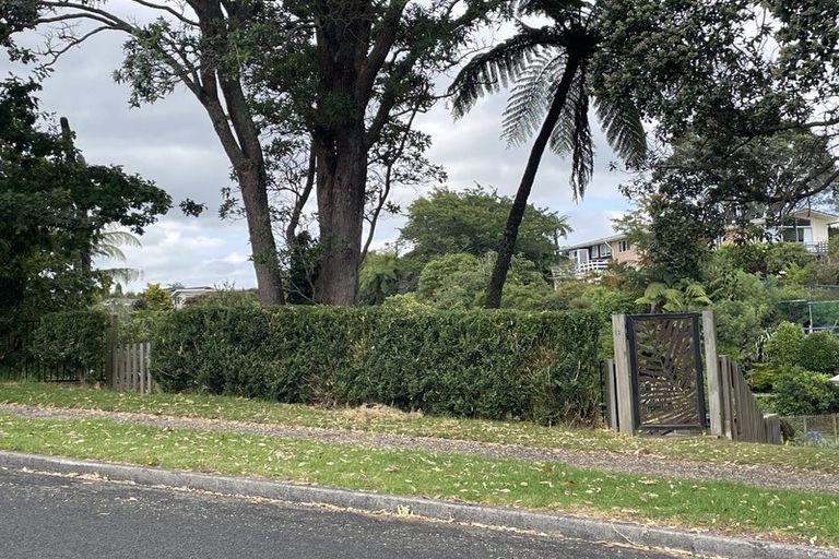 Photo of property in 12 Nevada Drive, Merrilands, New Plymouth, 4312