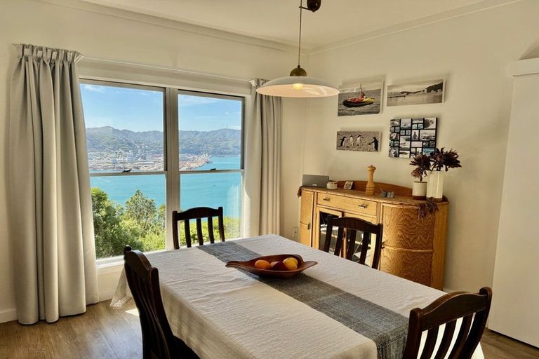 Photo of property in 38 Robieson Street, Roseneath, Wellington, 6011