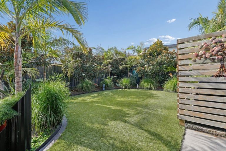 Photo of property in 87 Sandhurst Drive, Papamoa Beach, Papamoa, 3118