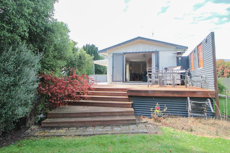 Photo of property in 13 London Street, Weston, Oamaru, 9401