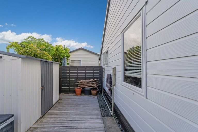 Photo of property in 32 Kennedy Park Drive, Pauanui, Hikuai, 3579