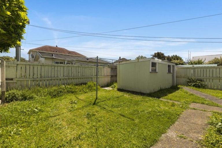 Photo of property in 57 Hewer Crescent, Naenae, Lower Hutt, 5011