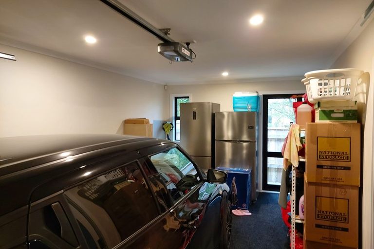 Photo of property in 16b Royal Street, Upper Hutt Central, Upper Hutt, 5018