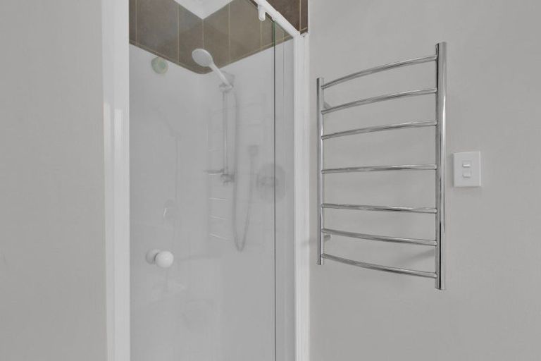 Photo of property in 2 Lochinver Drive, Nawton, Hamilton, 3200