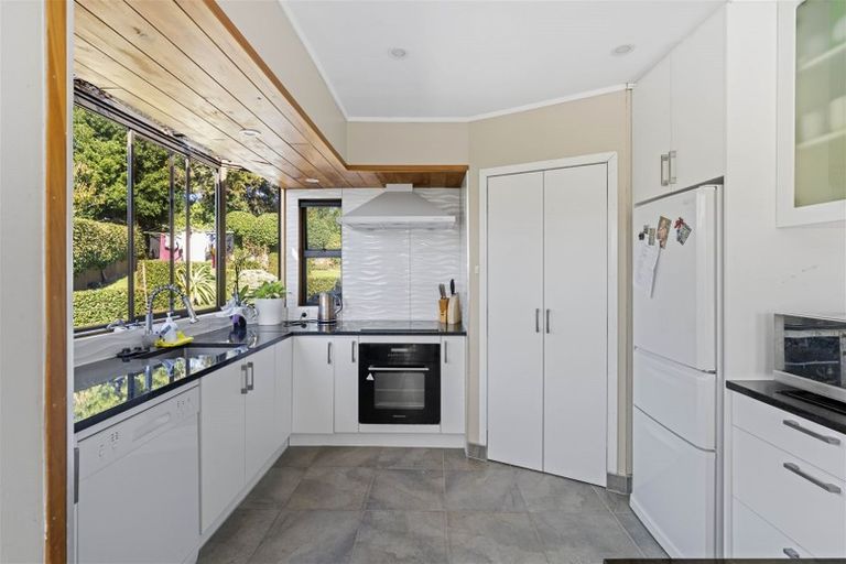 Photo of property in 16 Dreadon Road, Manurewa, Auckland, 2102