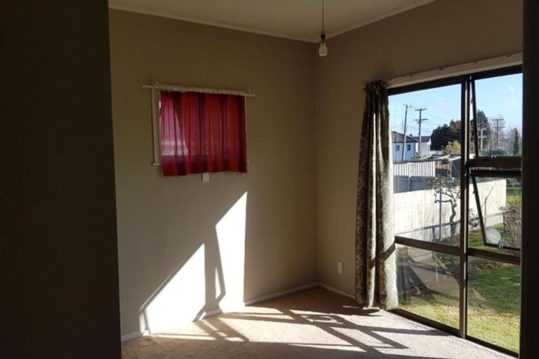 Photo of property in 11a Landon Avenue, Mangere East, Auckland, 2024