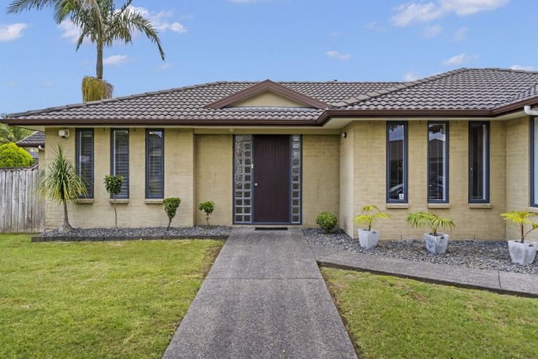 Photo of property in 3 Annamoe Place, East Tamaki, Auckland, 2013