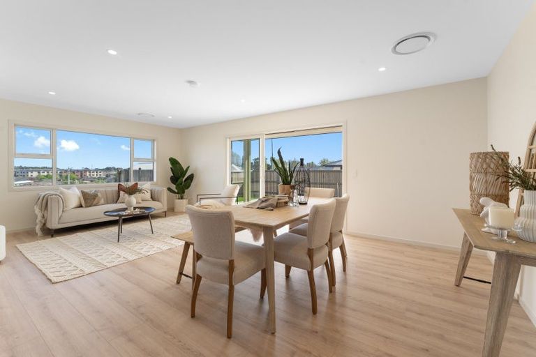 Photo of property in 43 Matenga Street, Waikanae, 5036