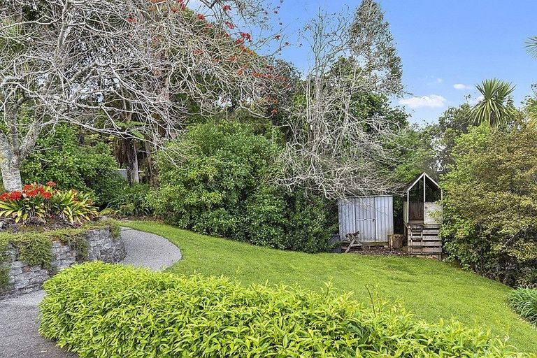 Photo of property in 7 View Road, Campbells Bay, Auckland, 0630