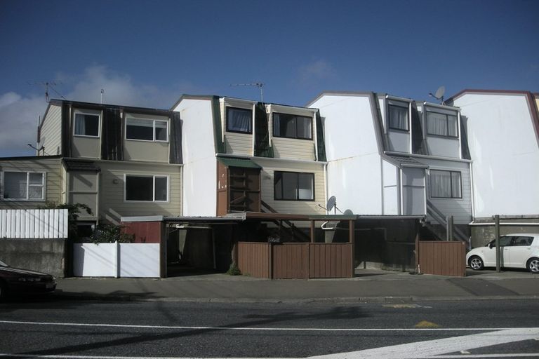 Photo of property in 2 Lyall Parade, Lyall Bay, Wellington, 6022