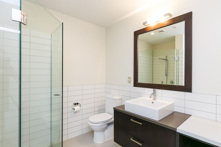 Photo of property in Chews Lane Apartments, 14e/9 Chews Lane, Wellington Central, Wellington, 6011